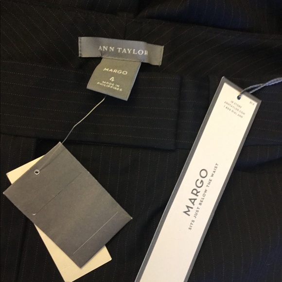 Ann Taylor Pants - NWT Ann Taylor Margo Trouser Pants Light Weight